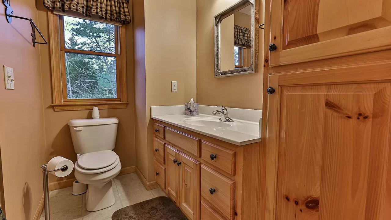 Photo of Bathroom in Ellijay