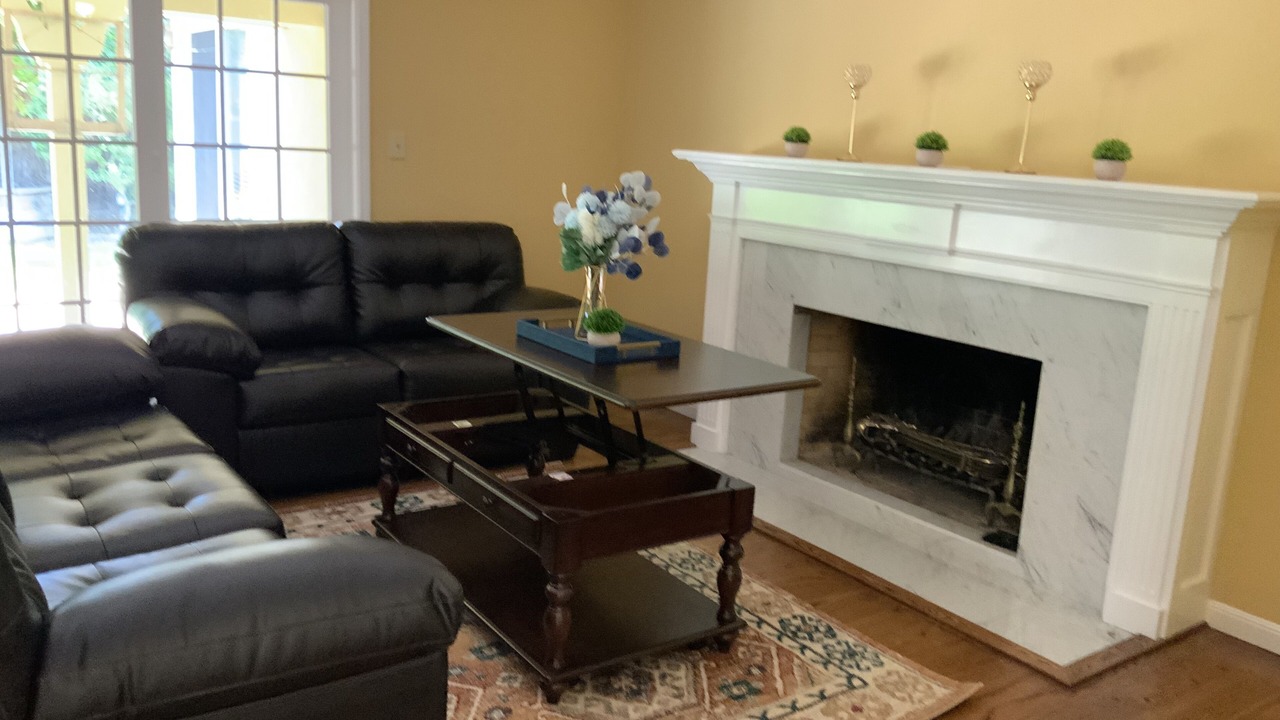 Photo of Livingroom in North Los Altos