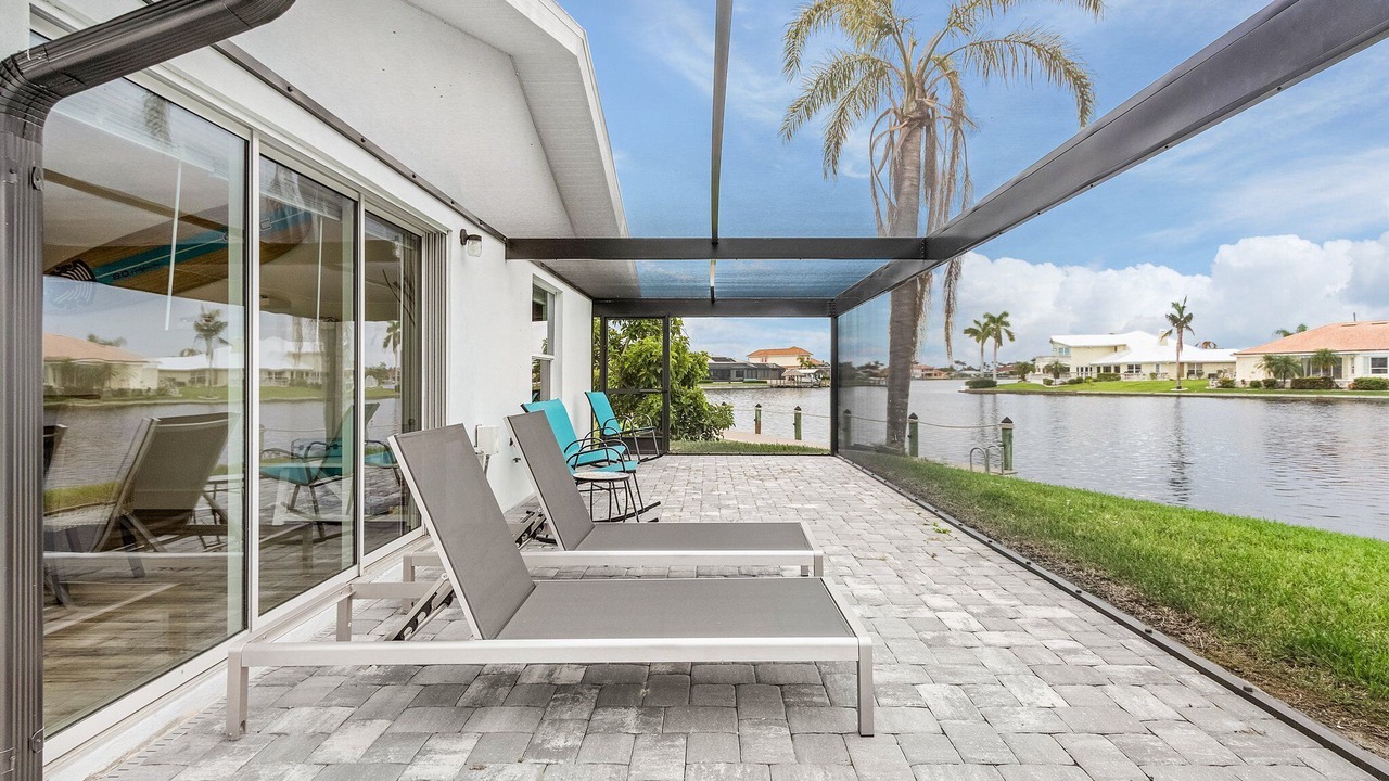 Photo of Patio Balcony in Eight Lakes