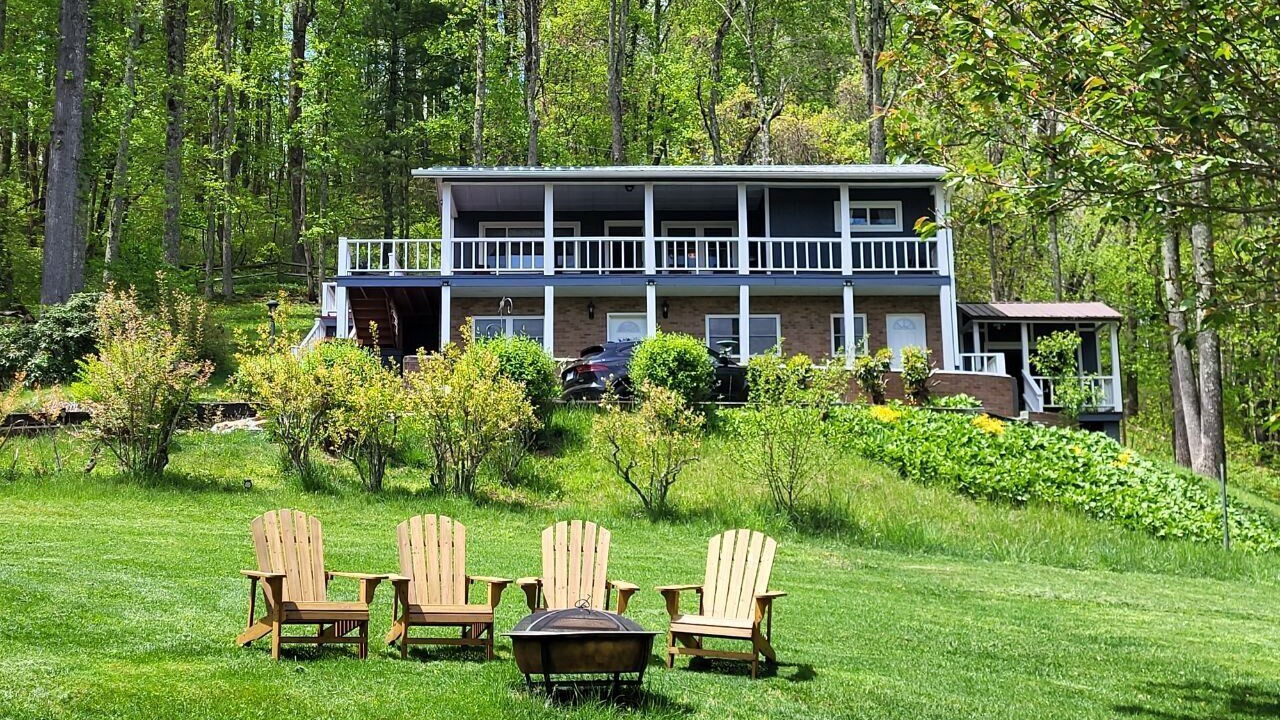Photo of Outdoor in Spruce Pine