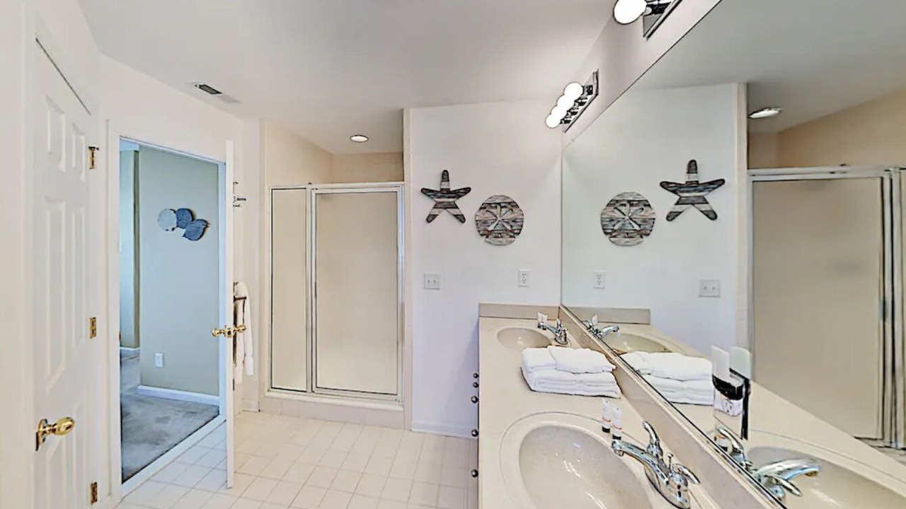 Photo of Bathroom in The Commons