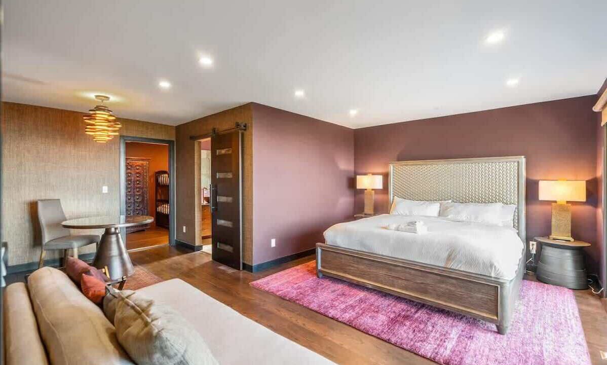 Photo of Bathroom in Claremont Hills