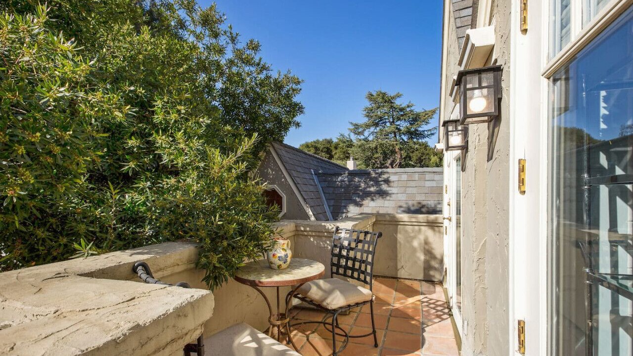 Photo of Patio Balcony in Crescent Park