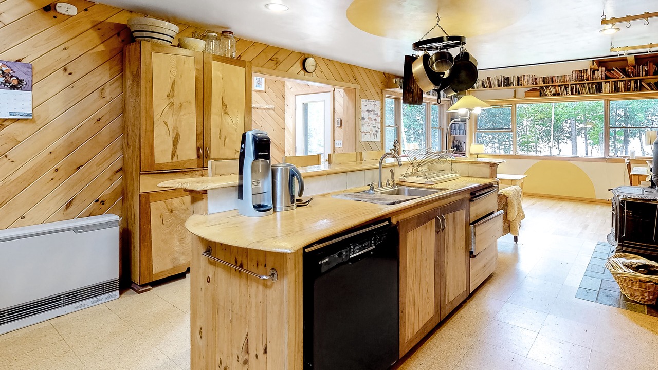 Photo of Kitchen in Northeast Somerset