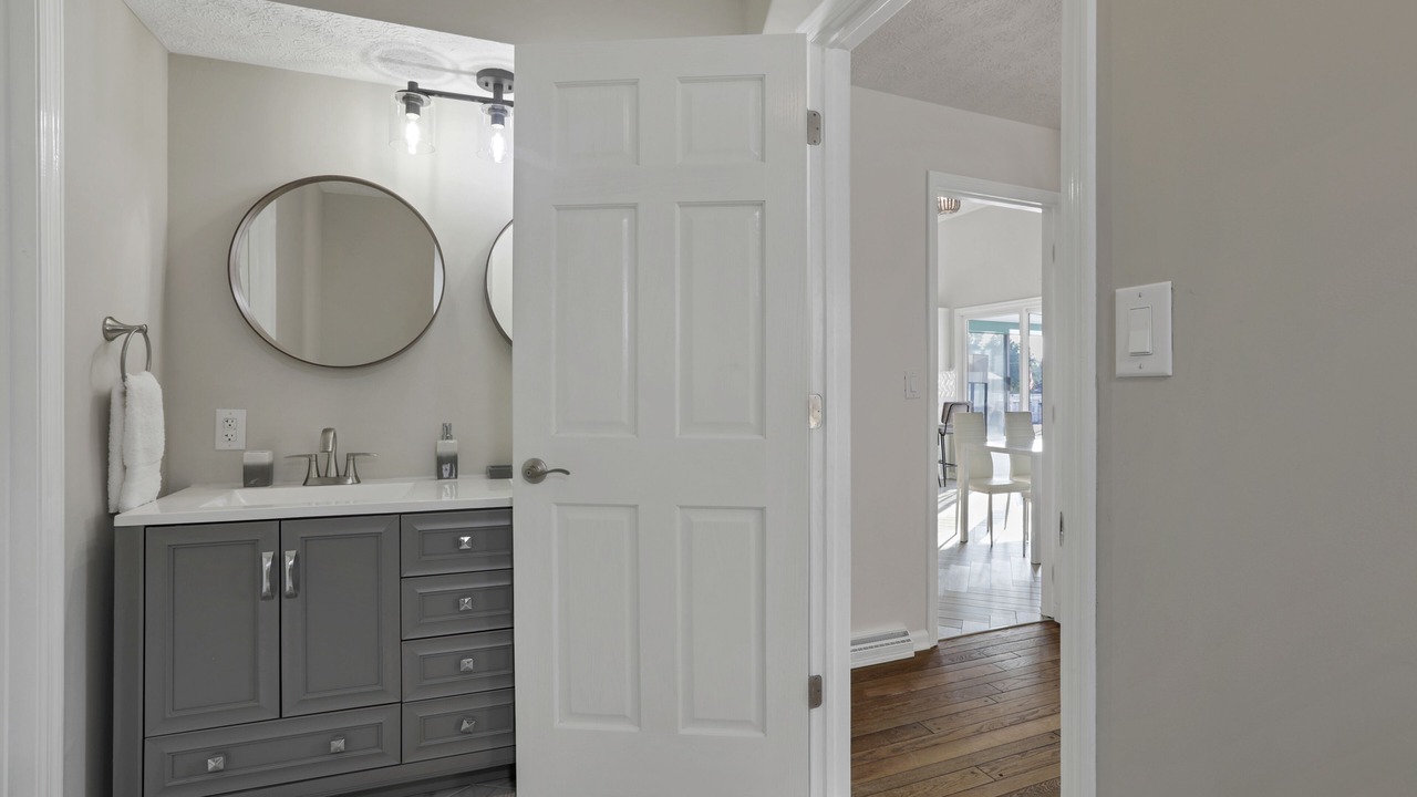 Photo of Bathroom in Buckeye Lake