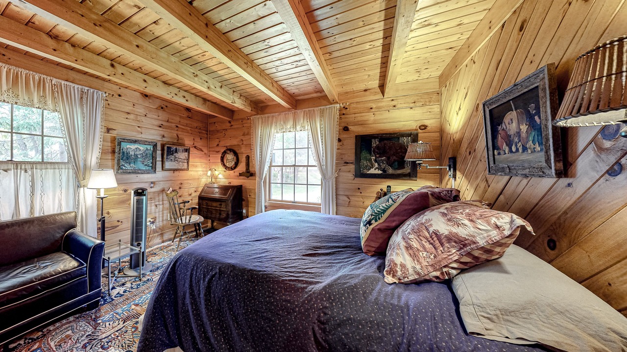 Photo of Bedroom in Northeast Somerset