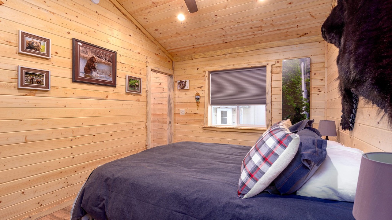 Photo of Bedroom in Valdez