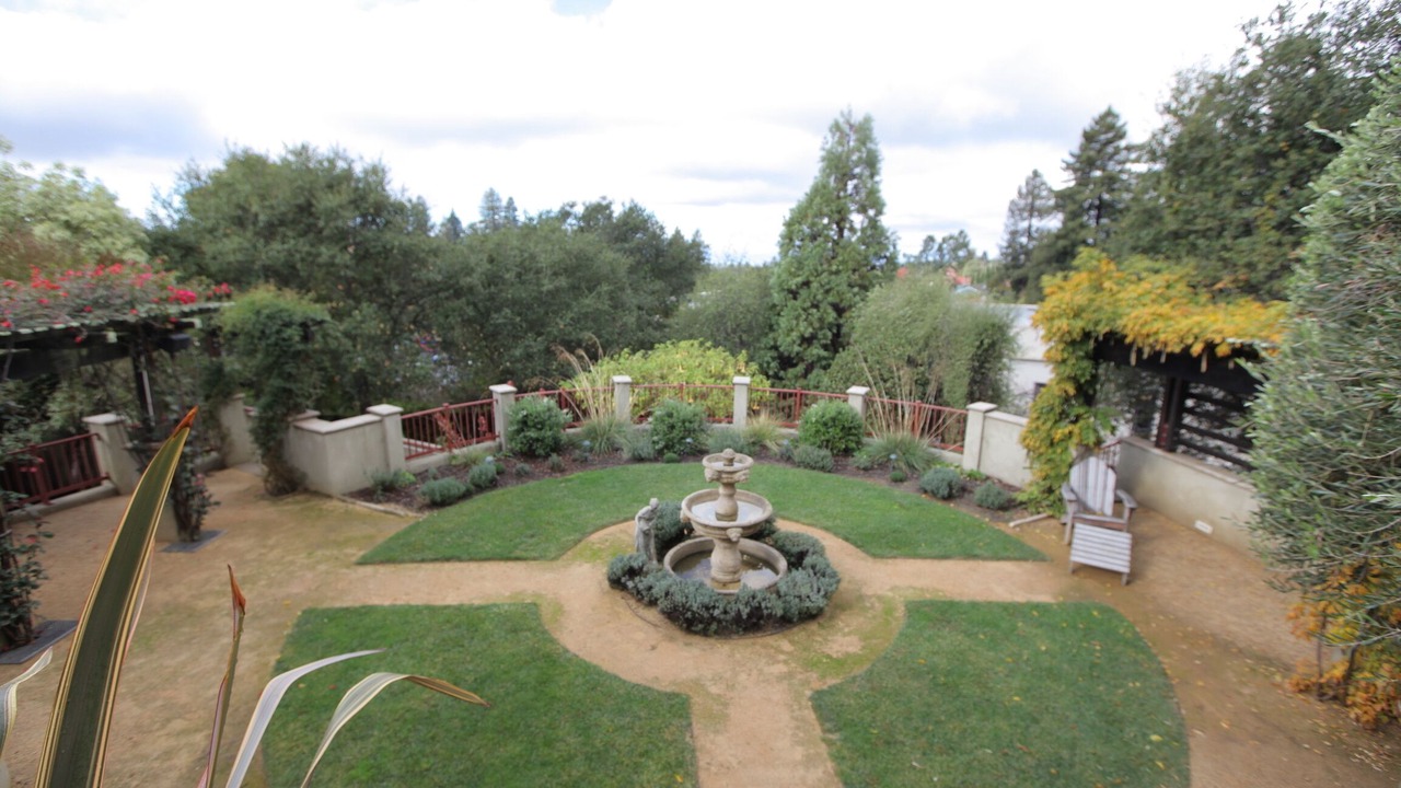 Photo of Outdoor in Upper Rockridge