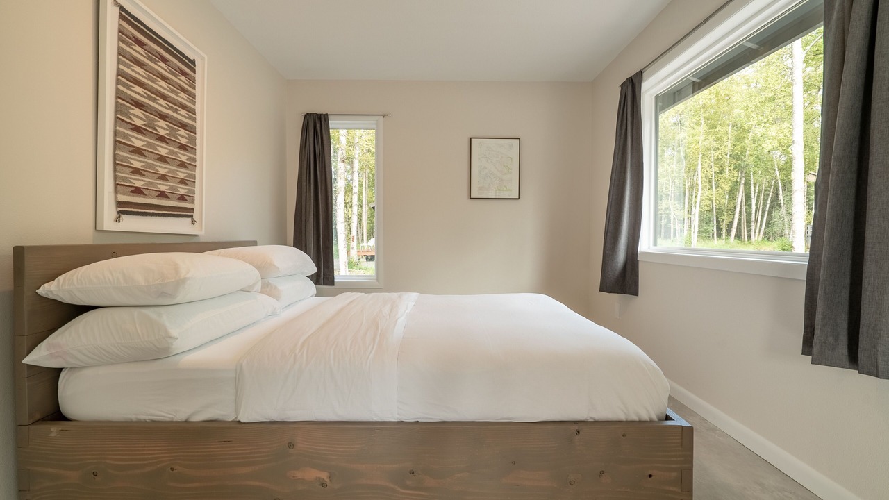 Photo of Bedroom in Wasilla