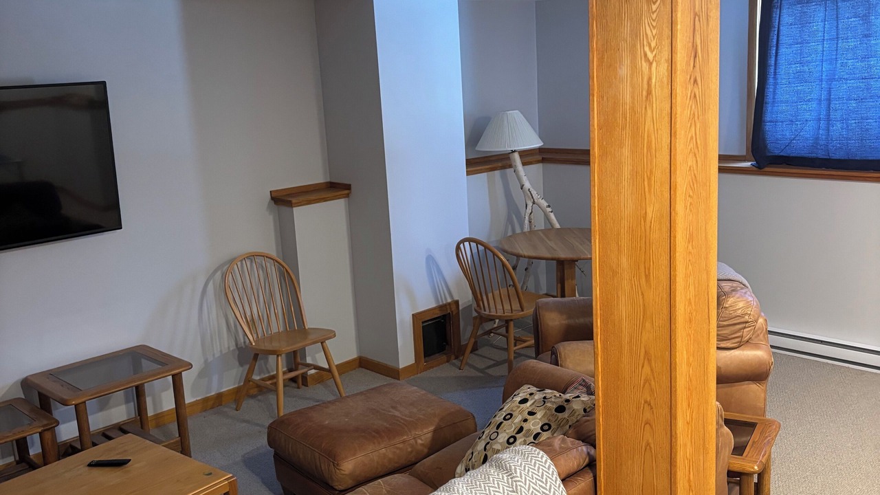 Photo of Livingroom in Carrabassett Valley