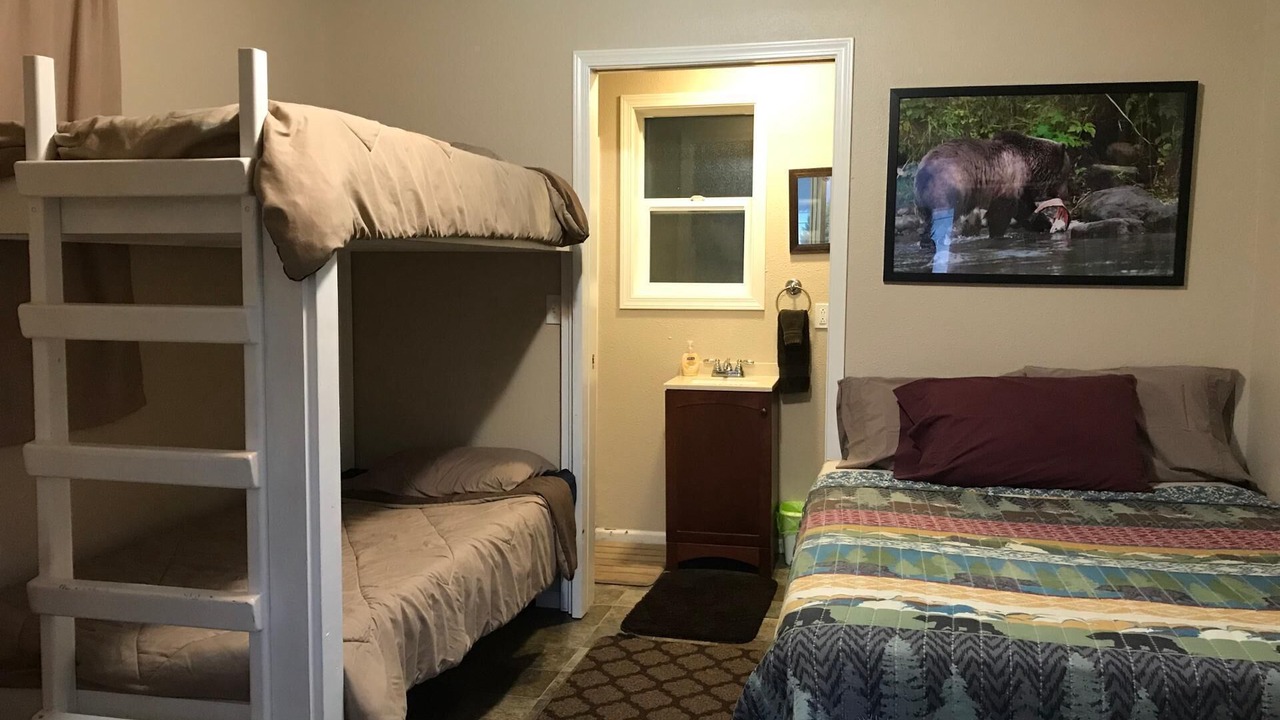 Photo of Bedroom in Haines
