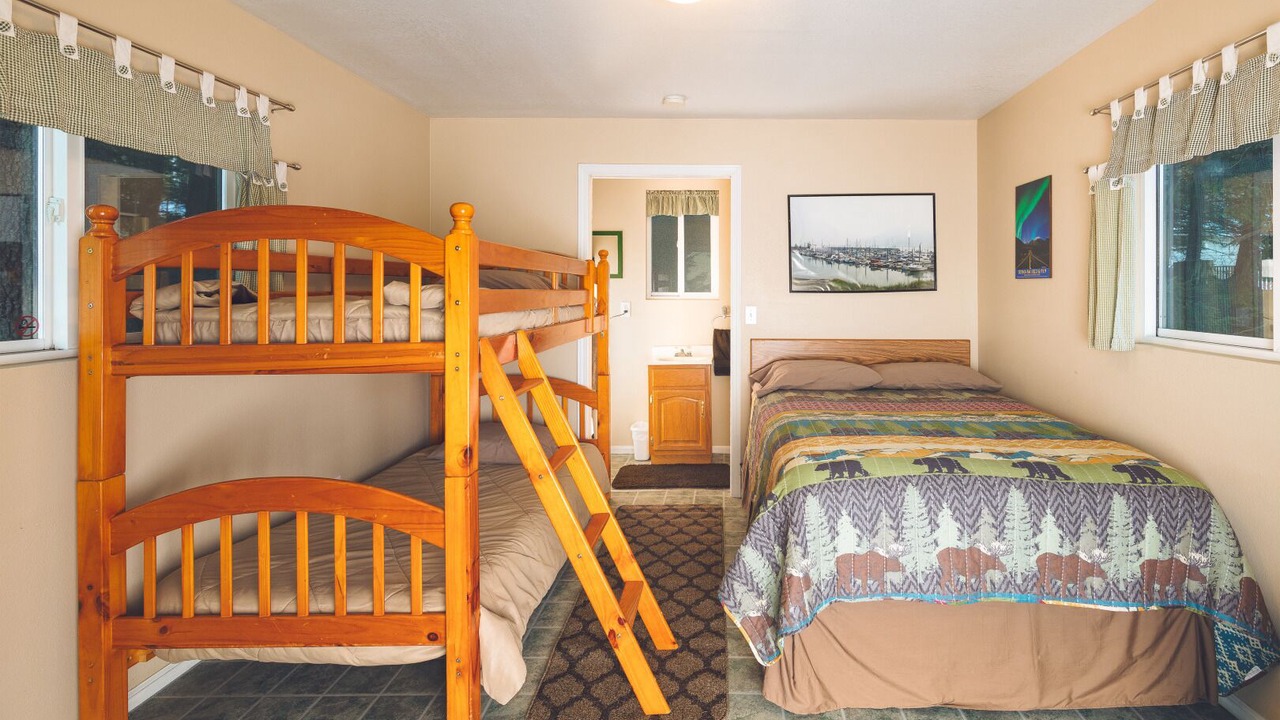 Photo of Bedroom in Haines