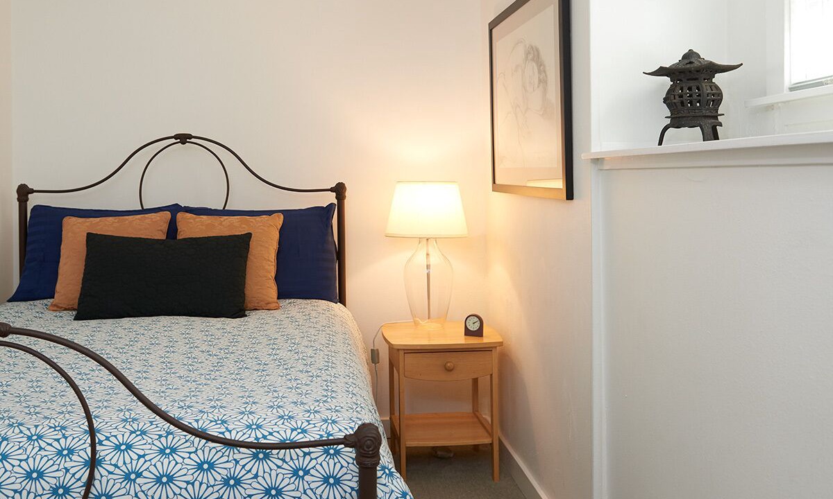 Photo of Bedroom in Upper Telegraph