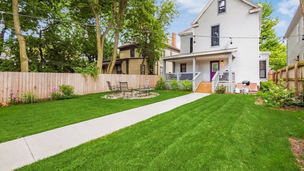 Photo of Outdoor in Victorian Village