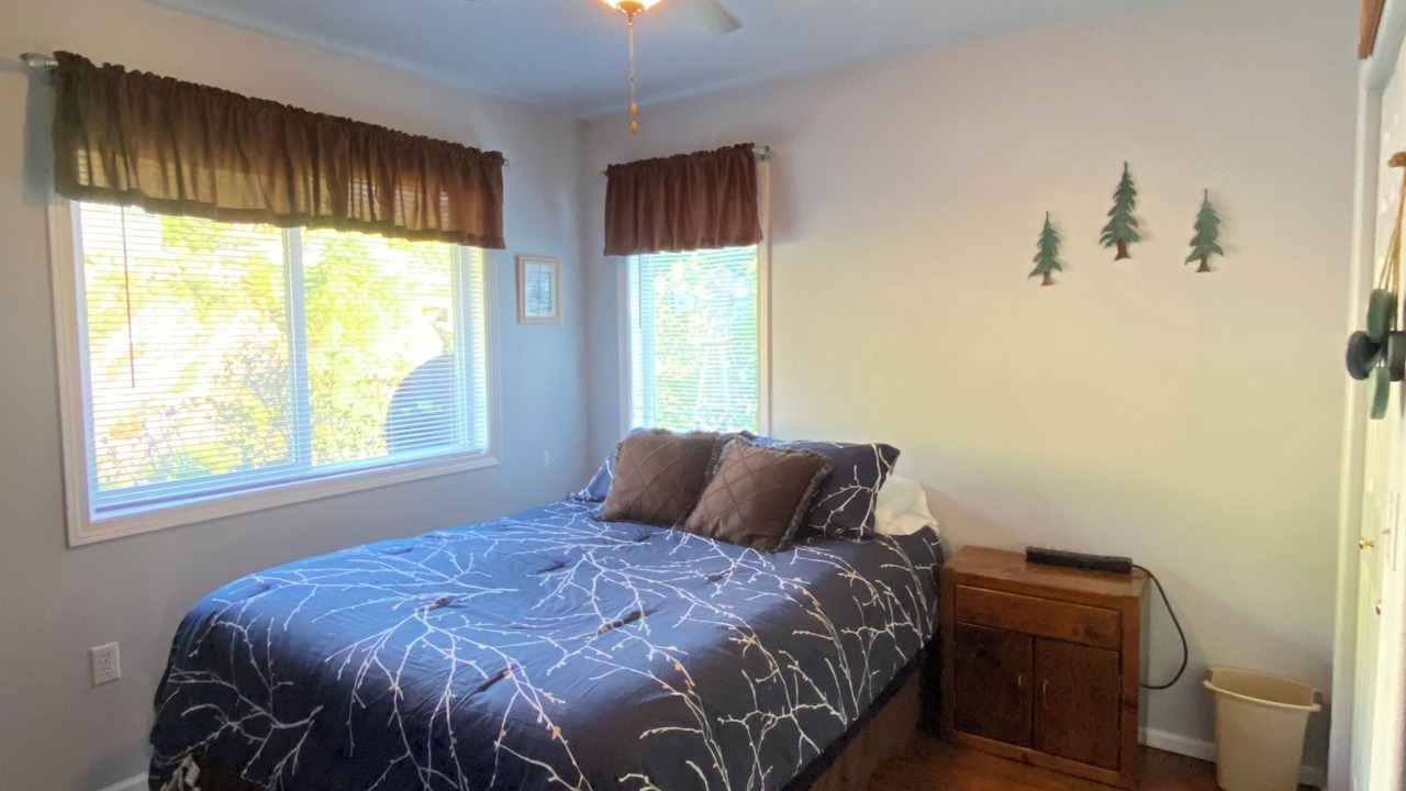 Photo of Bedroom in Ketchikan