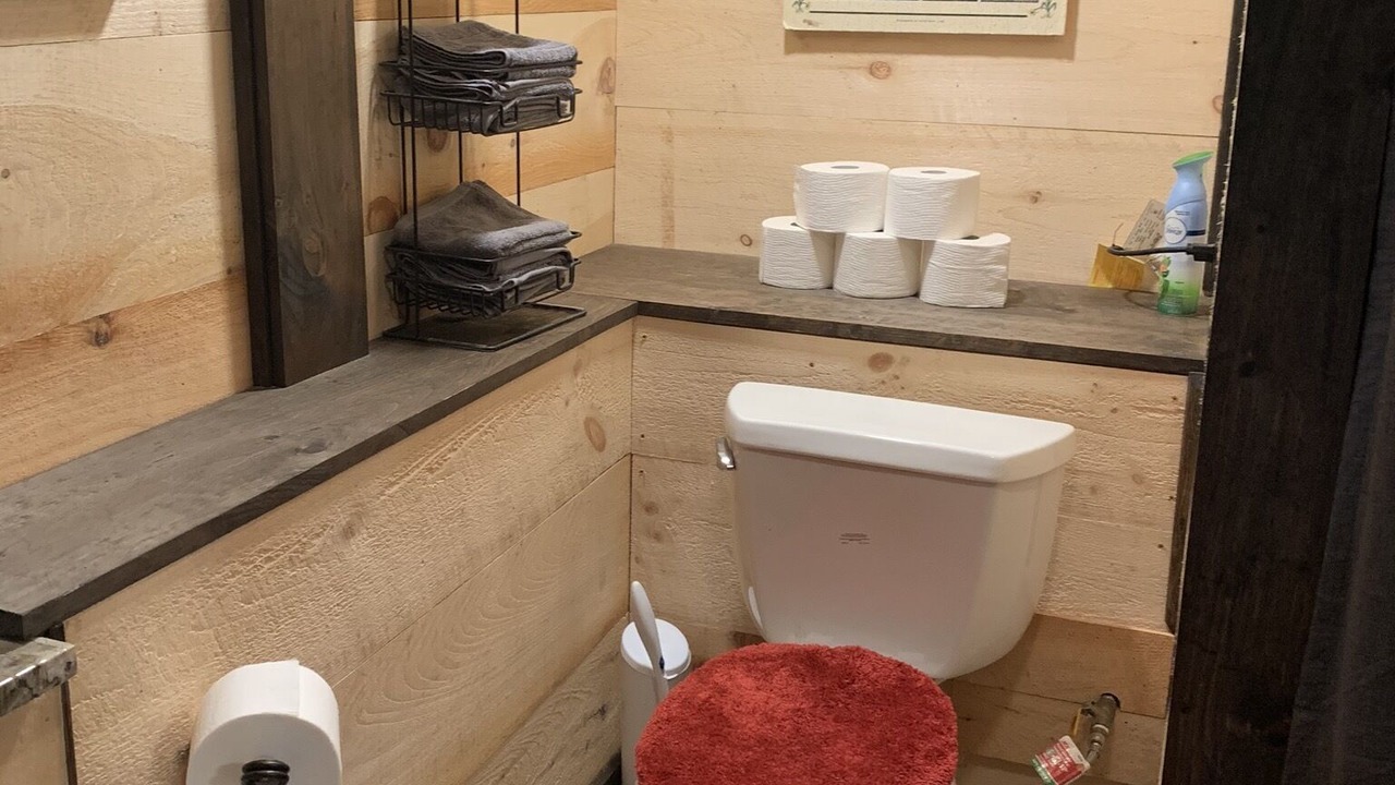 Photo of Bathroom in Rockwood