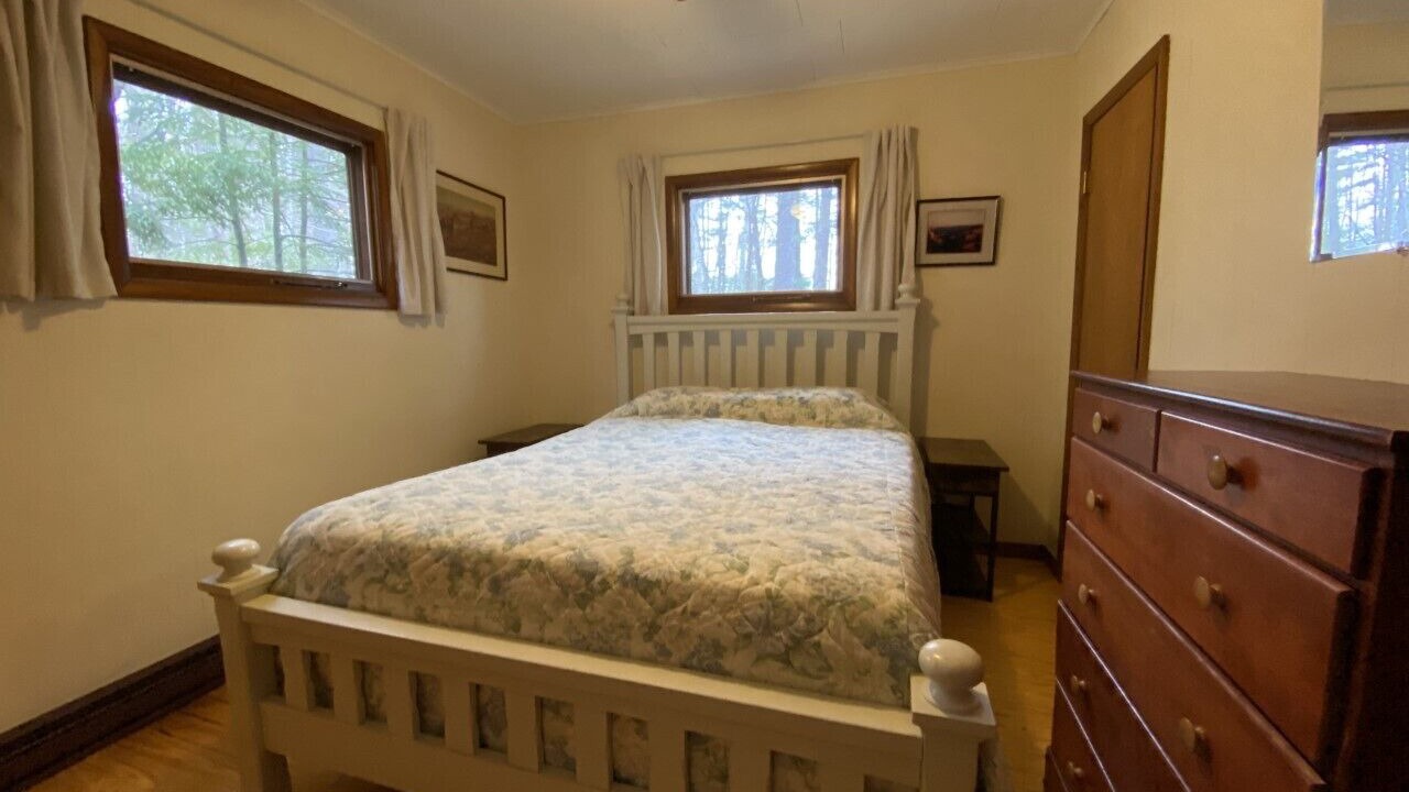 Photo of Bedroom in Center Lovell