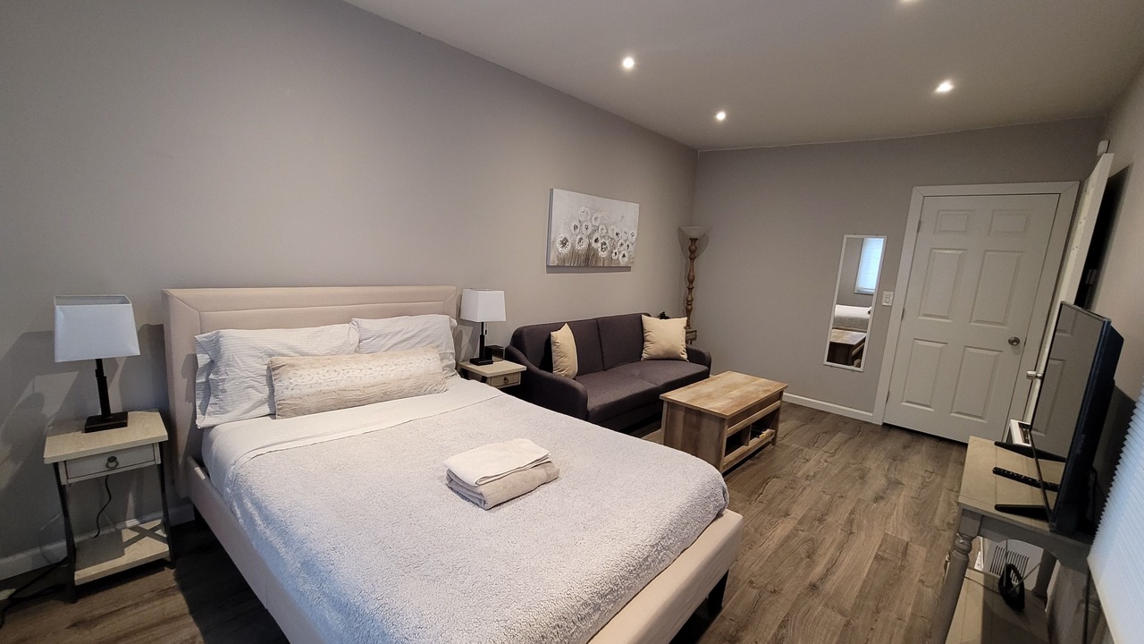 Photo of Bedroom in Rockridge
