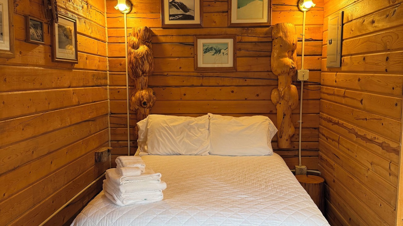 Photo of Bedroom in Healy