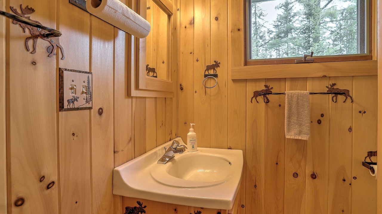 Photo of Bathroom in Rangeley Plantation