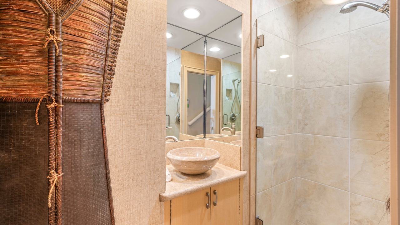 Photo of Bathroom in Napili