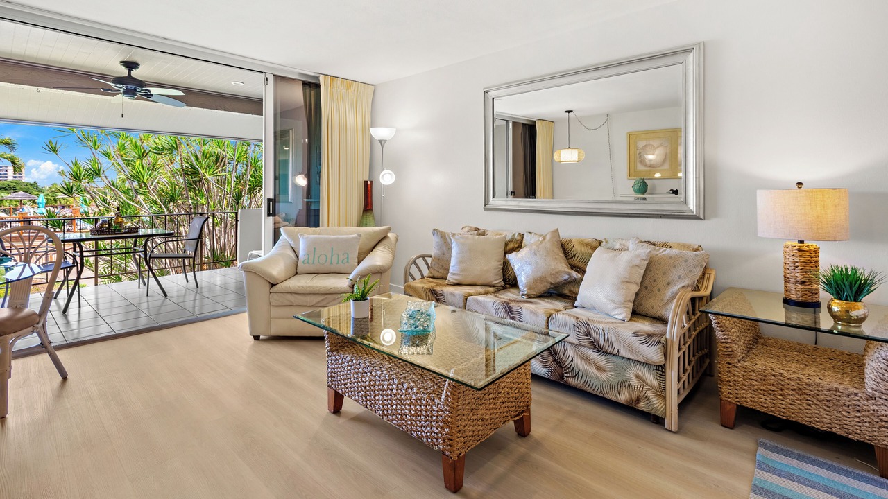 Photo of Livingroom in Kaanapali