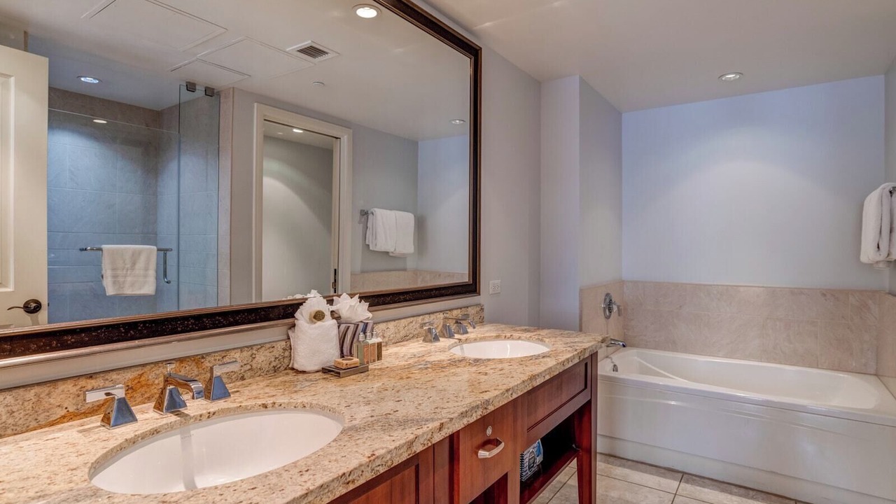 Photo of Bathroom in Kaanapali
