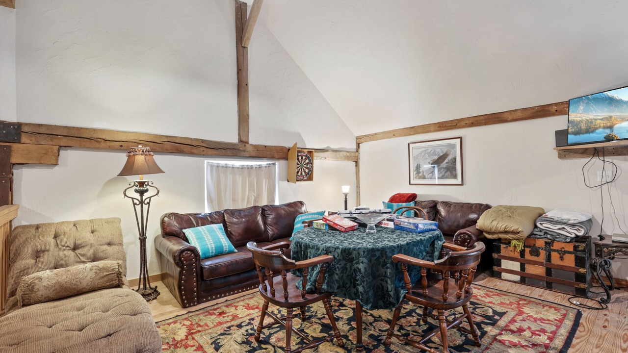 Photo of Bedroom in Utica