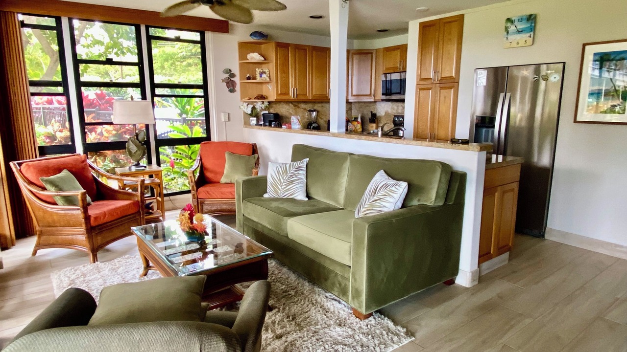 Photo of Livingroom in Napili