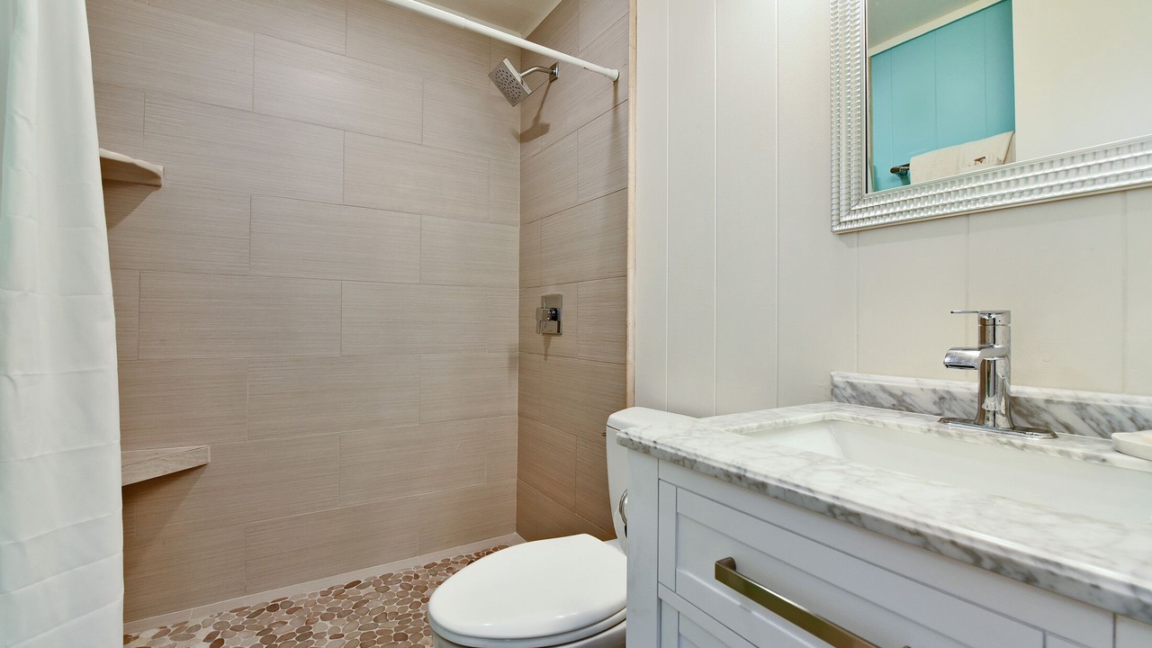 Photo of Bathroom in Napili