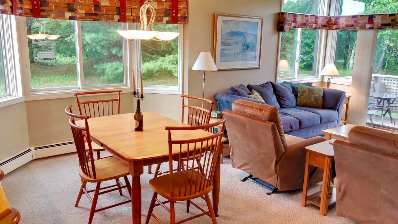 Photo of Livingroom in Carroll