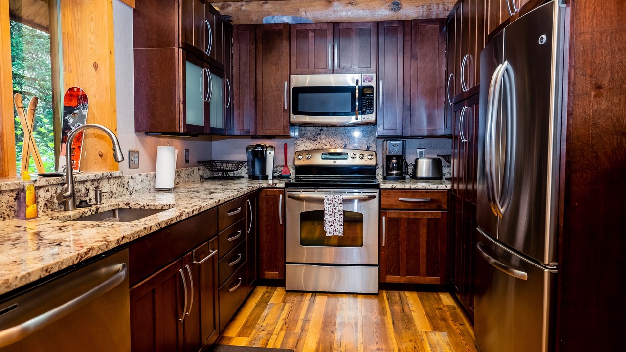Photo of Kitchen in Alyeska