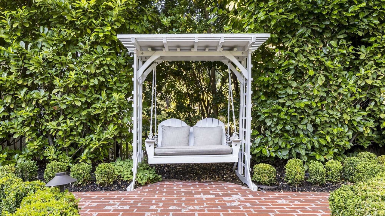 Photo of Outdoor in Old Palo Alto
