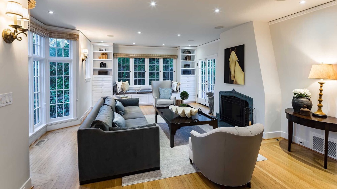 Photo of Livingroom in Old Palo Alto