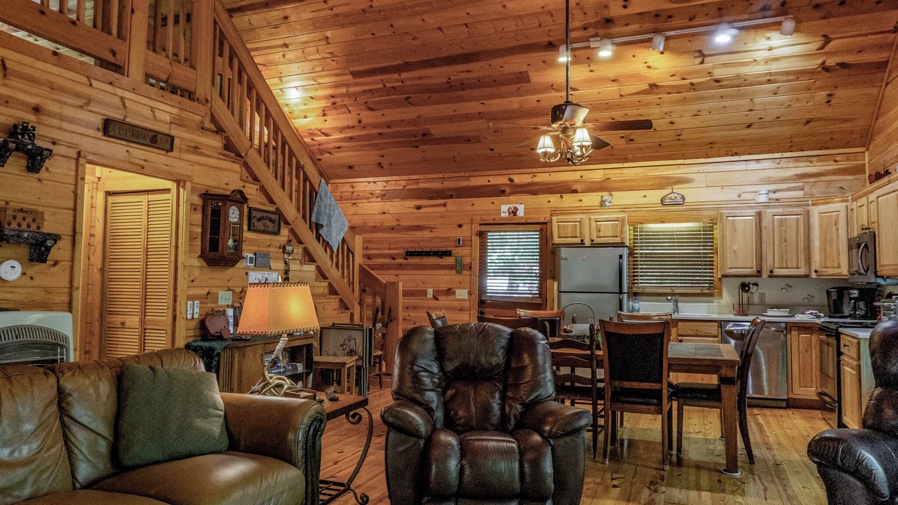 Photo of Livingroom in Ellijay