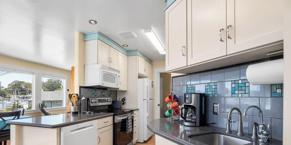Photo of Kitchen in Eastside Santa Cruz