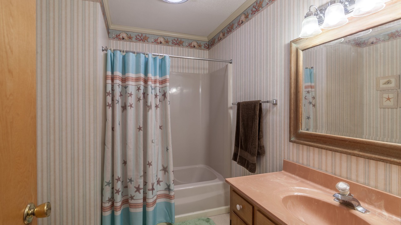 Photo of Bathroom in Fenwick Island