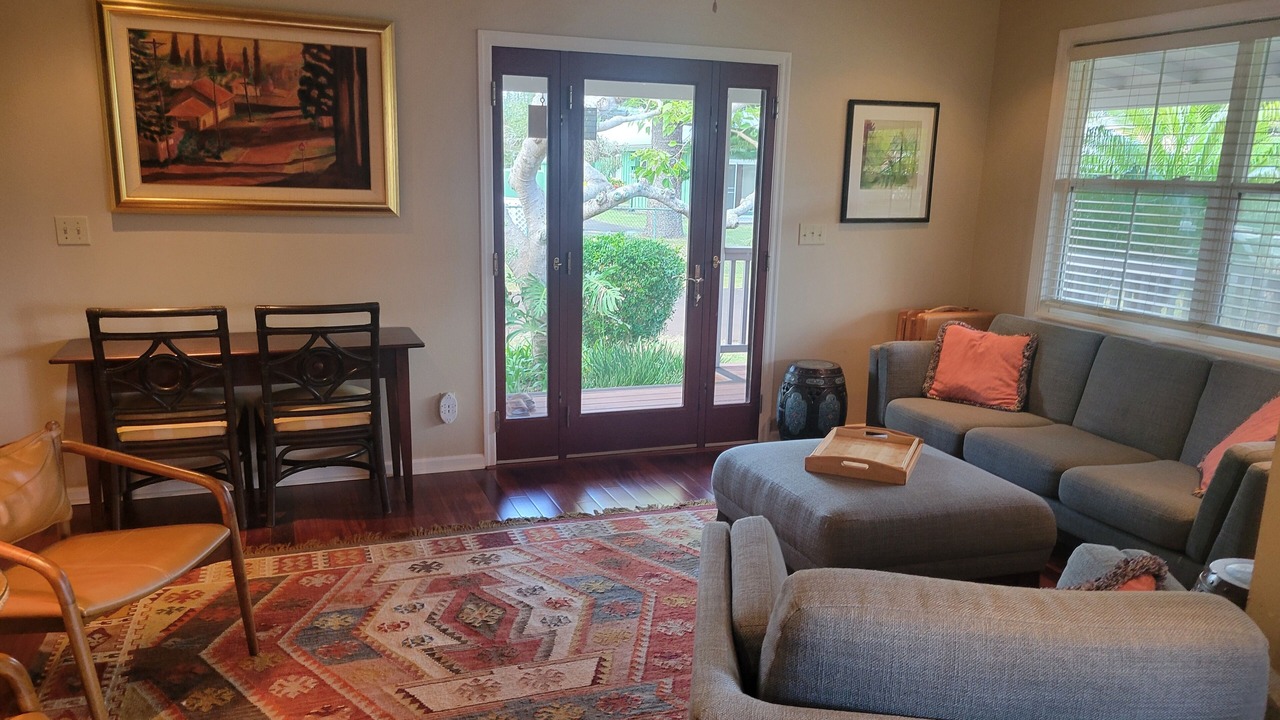Photo of Livingroom in Lanai City