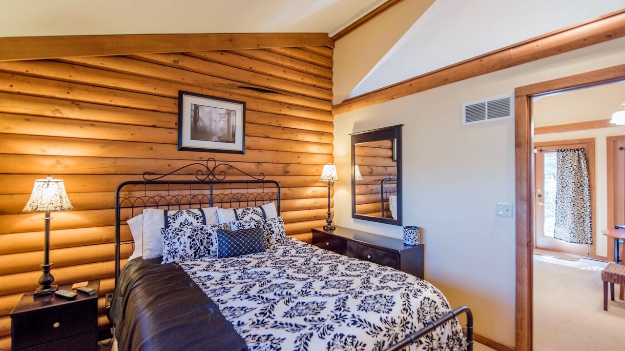 Photo of Bedroom in Fredericktown