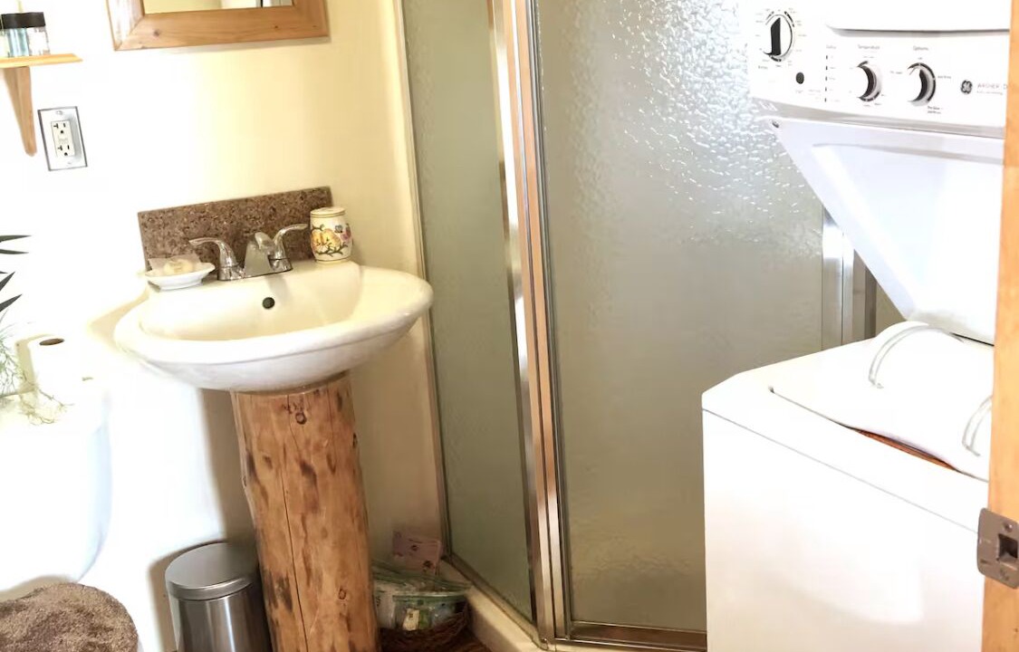 Photo of Bathroom in Kenai