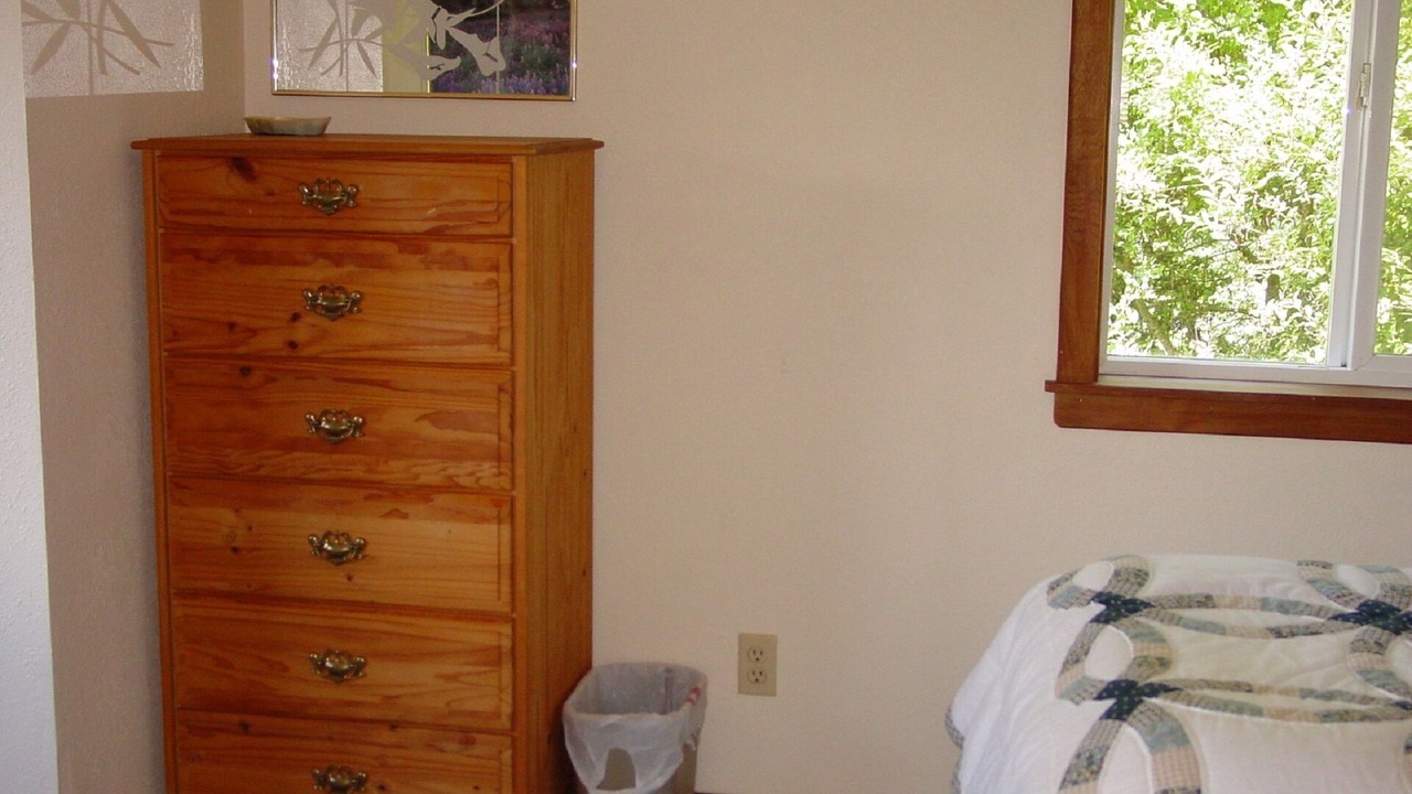 Photo of Bedroom in Ketchikan