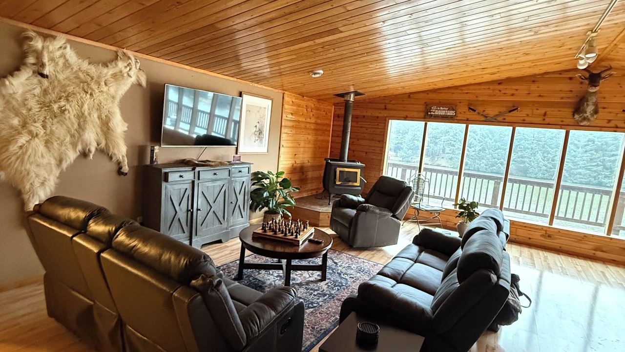 Photo of Livingroom in Kodiak