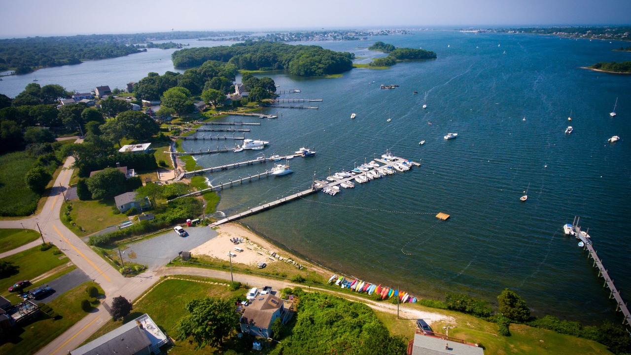 Photo of Others in Narragansett