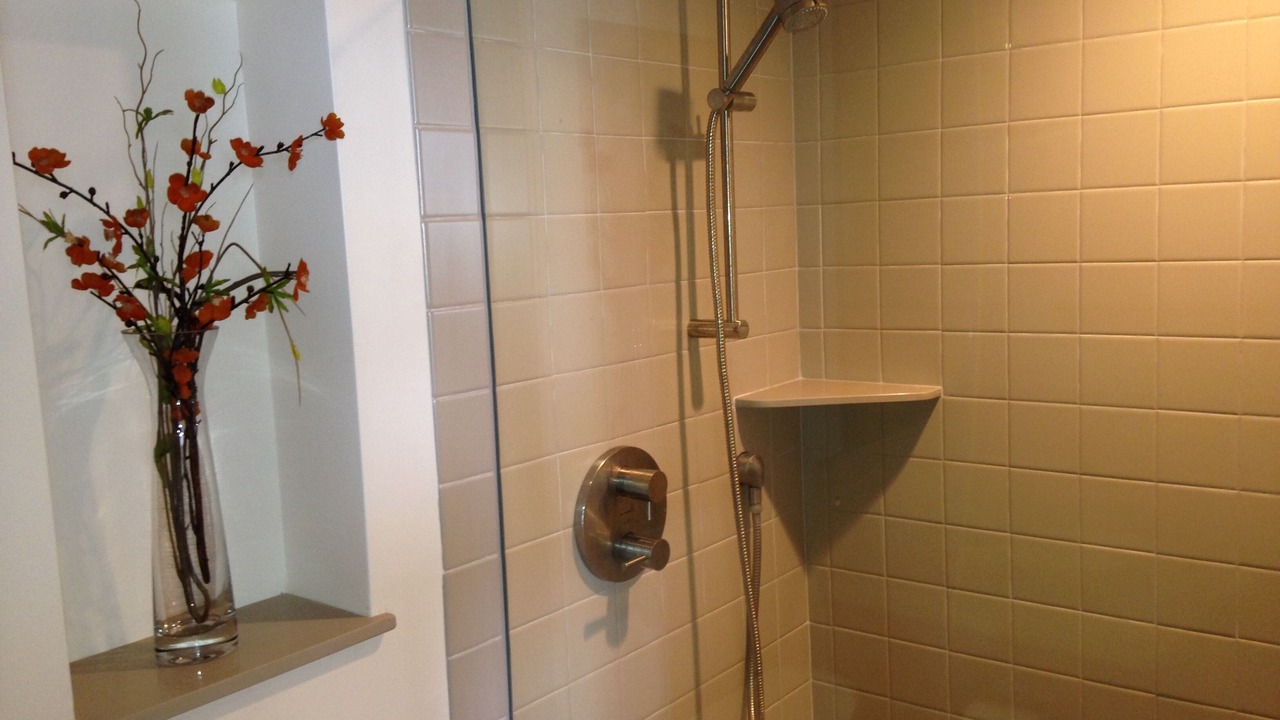 Photo of Bathroom in Maalaea
