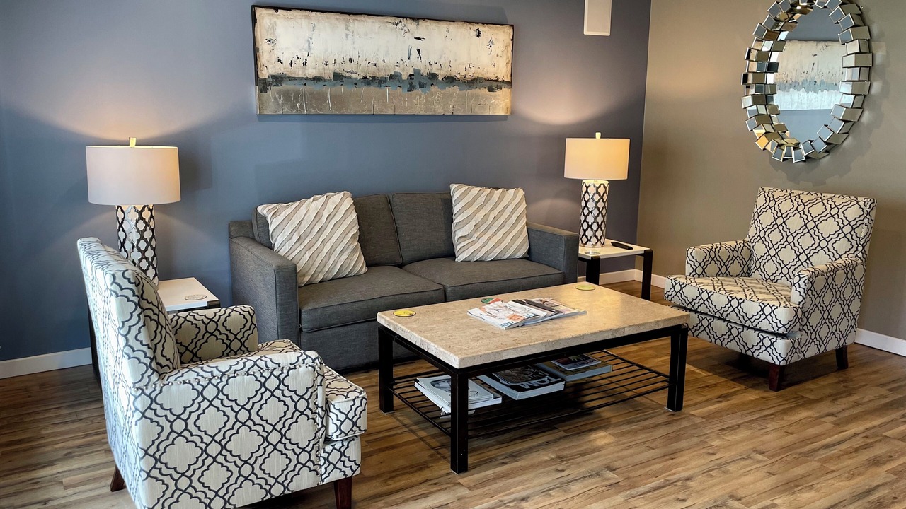 Photo of Livingroom in Country Club Estates