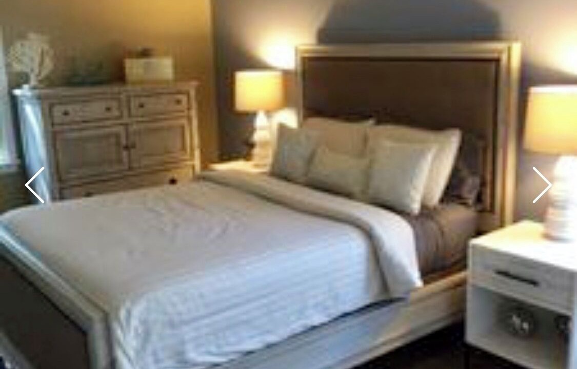 Photo of Bedroom in Country Club Estates