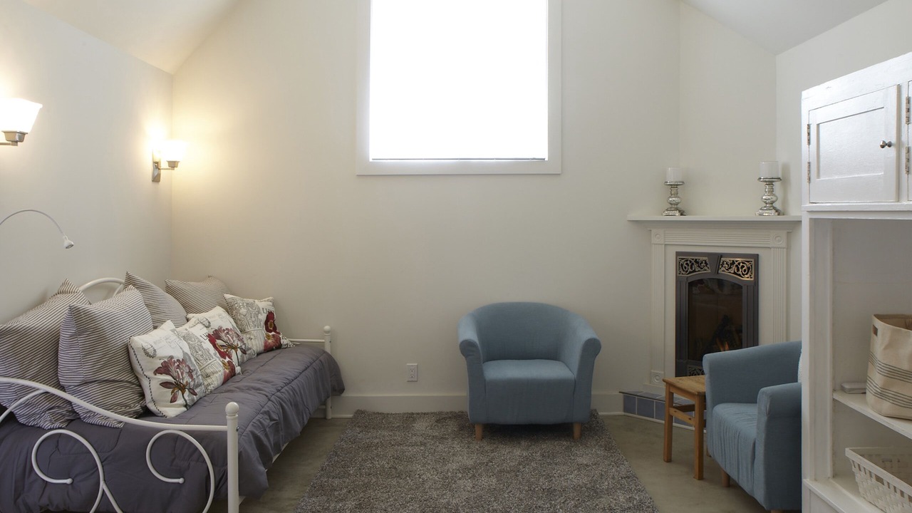 Photo of Bedroom in Elmwood