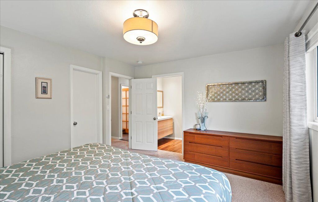 Photo of Bedroom in North Star