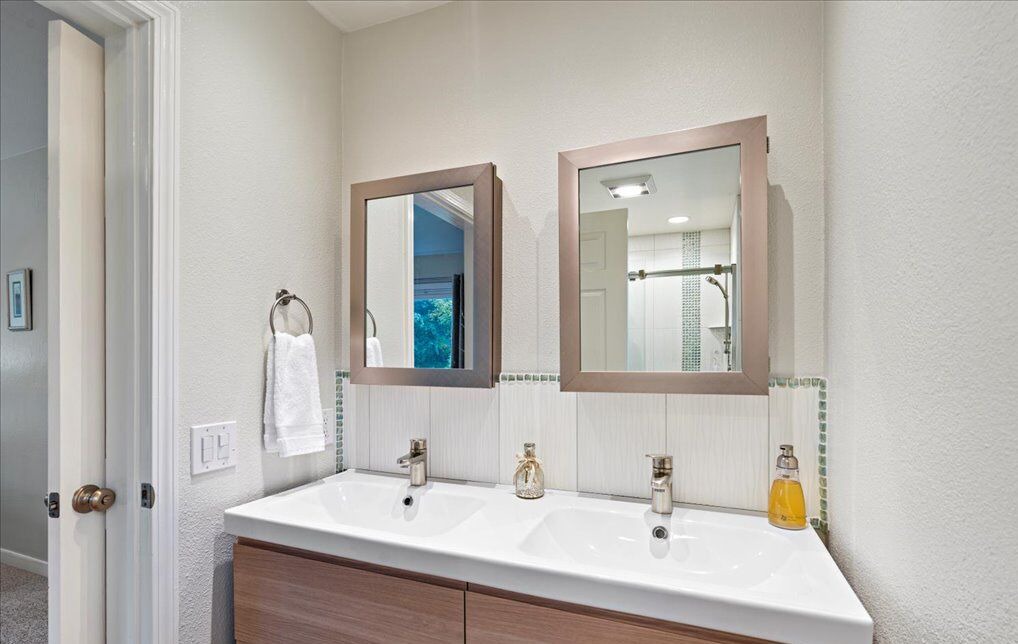 Photo of Bathroom in North Star