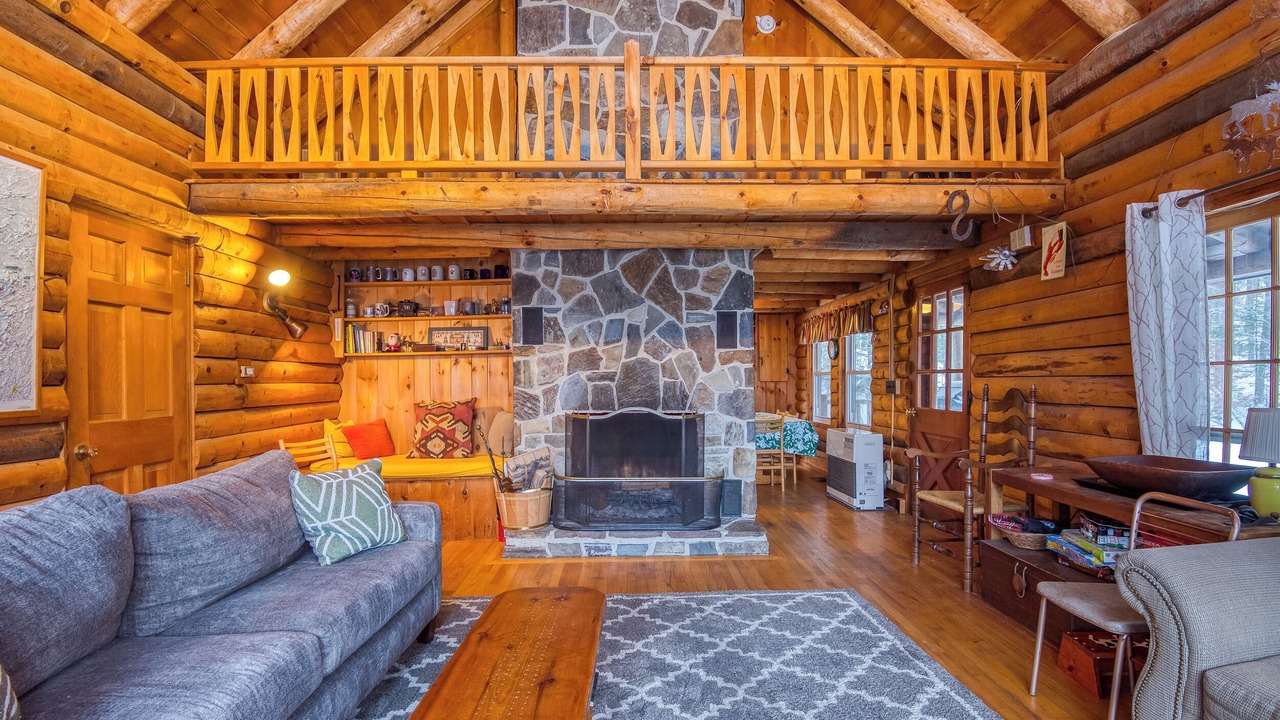 Photo of Livingroom in Rangeley